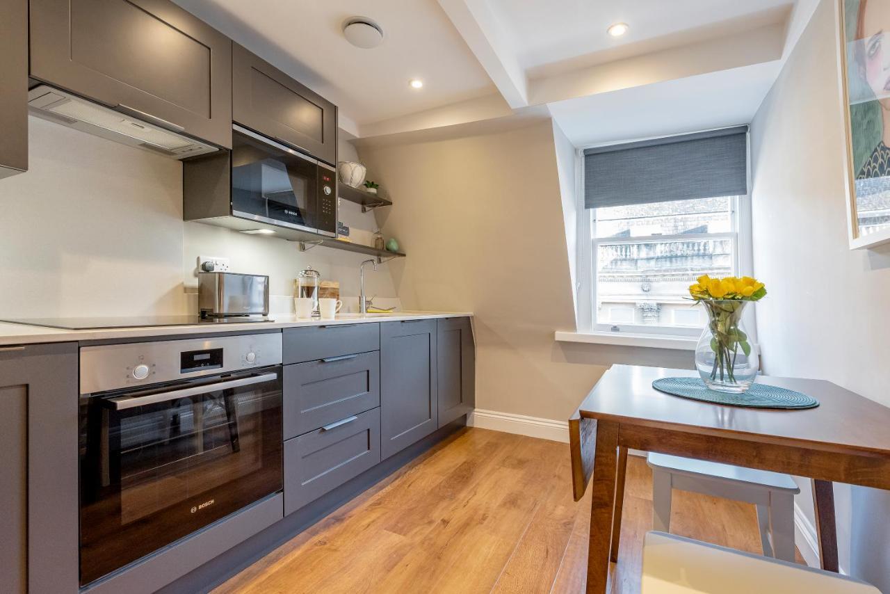 Stunning & Central Milsom Street Apartment Bath Esterno foto